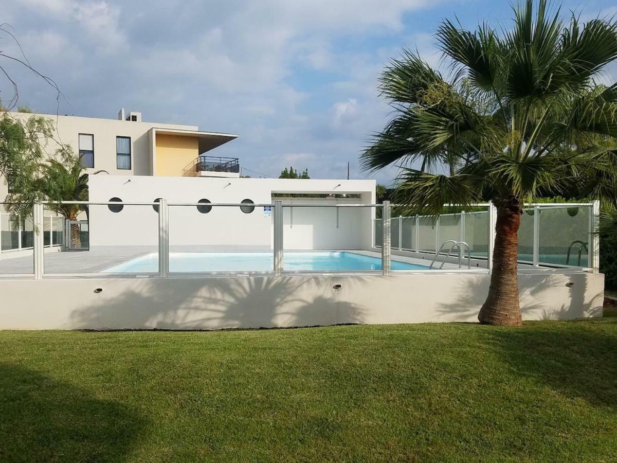 Apartmán F1 De 36M2 Avec Terrasse Et Parking Privatif. La Roquette-sur-Siagne Exteriér fotografie