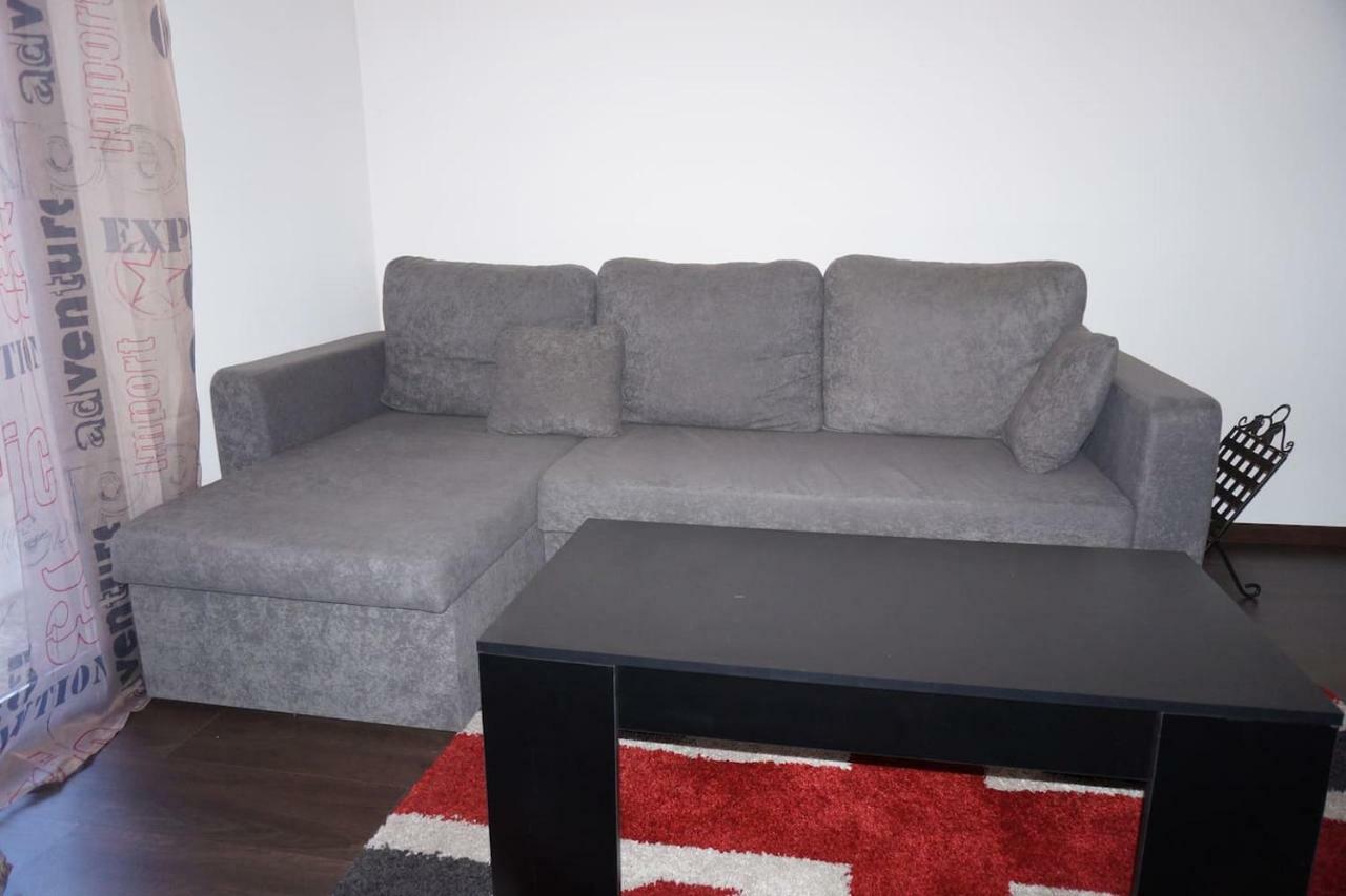 Apartmán F1 De 36M2 Avec Terrasse Et Parking Privatif. La Roquette-sur-Siagne Exteriér fotografie